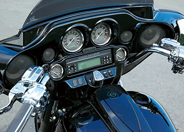 HD ストリートグライド、ロードグライドCVOスピードメーター撤去品