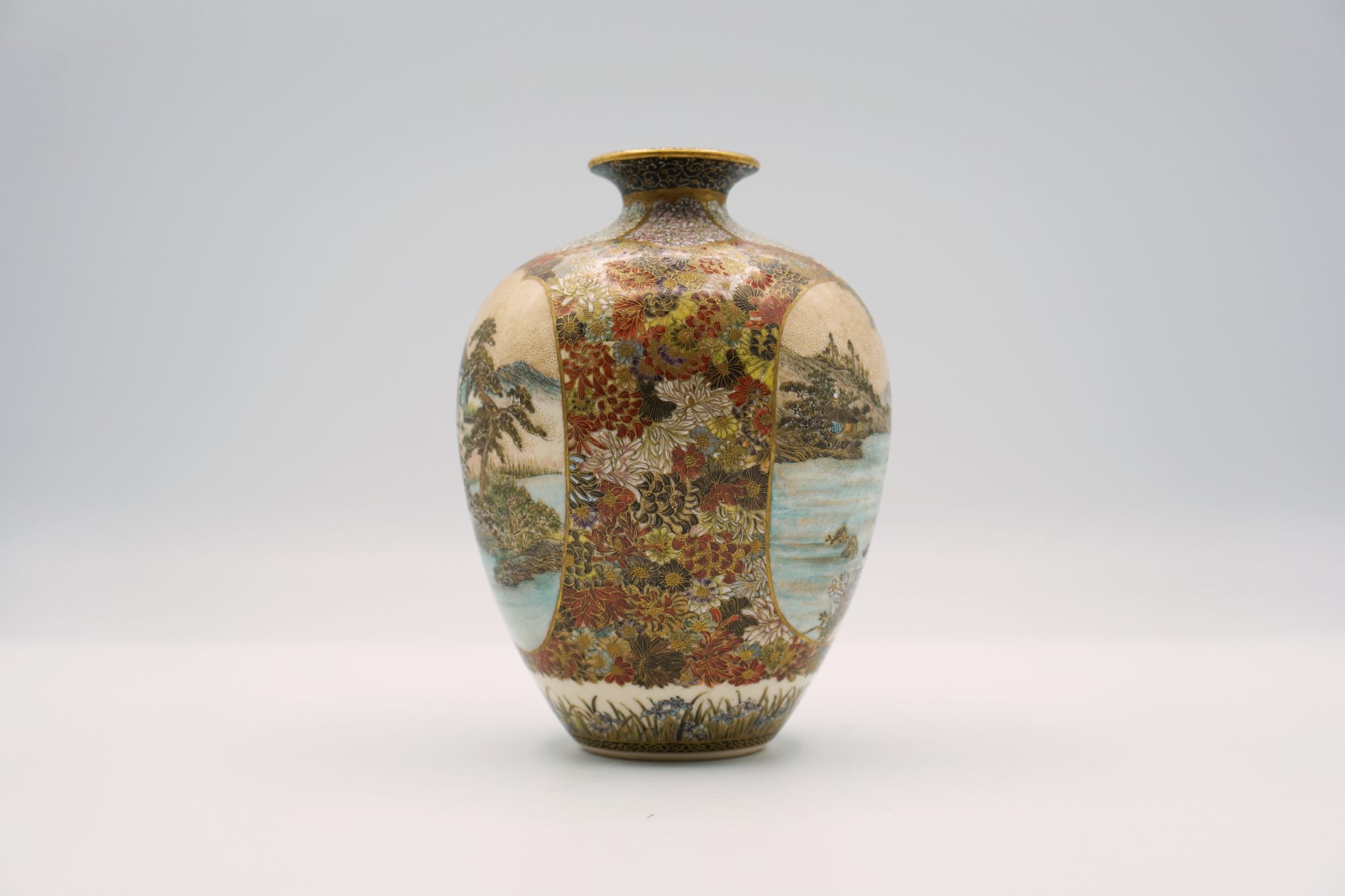 薩摩 鶴首菊図花瓶 金襴手 錦正 共箱 R1484ダN 薩摩 鶴首菊図花瓶 金襴