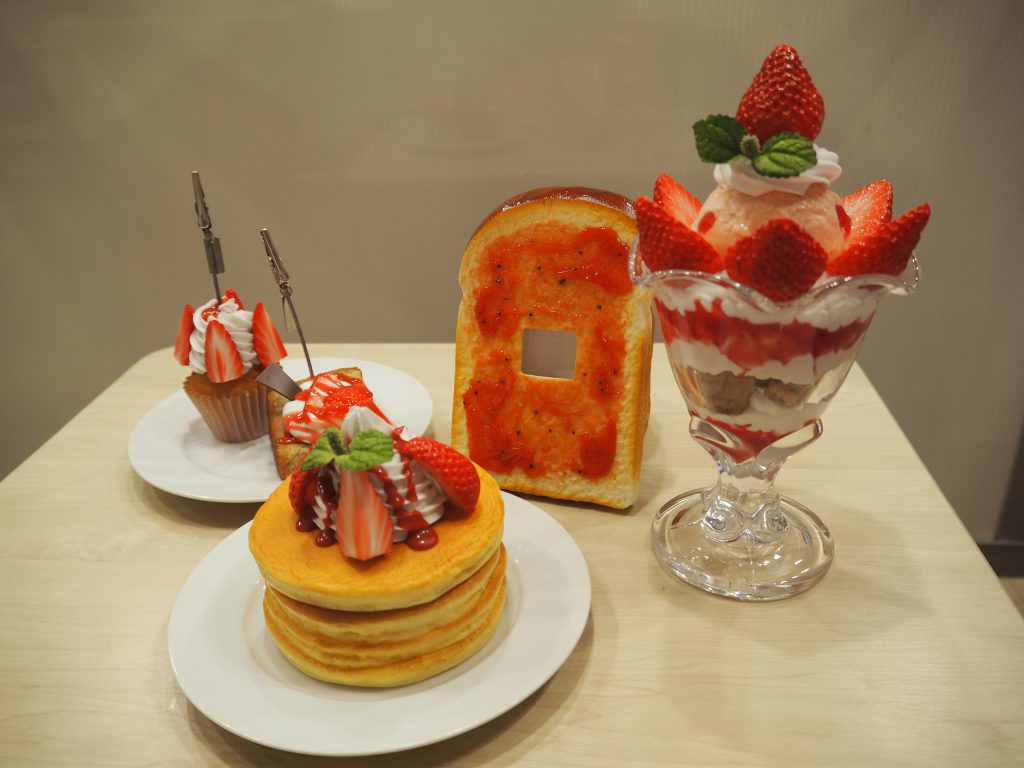 世界に一つだけのイチゴパフェ（食品サンプル製作体験 期間限定