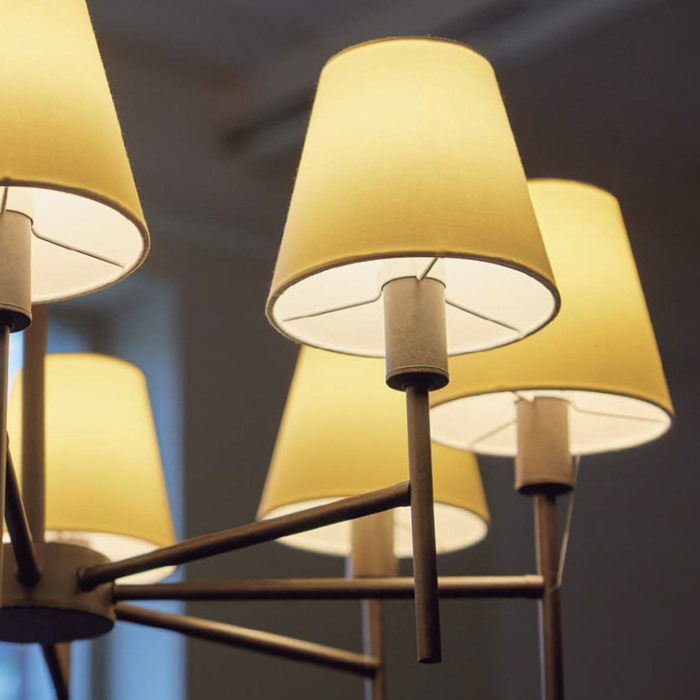 Sabiante 8灯シャンデリア・鉄錆色｜クラシックデザイン｜照明の