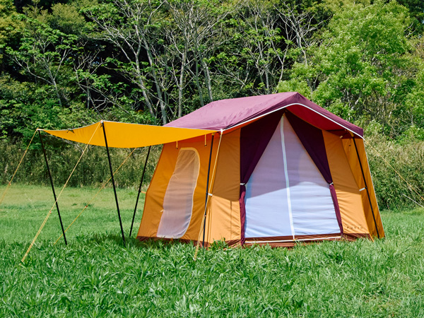 昭和レトロ」なテントが超人気！機能面は超最新鋭なギアを