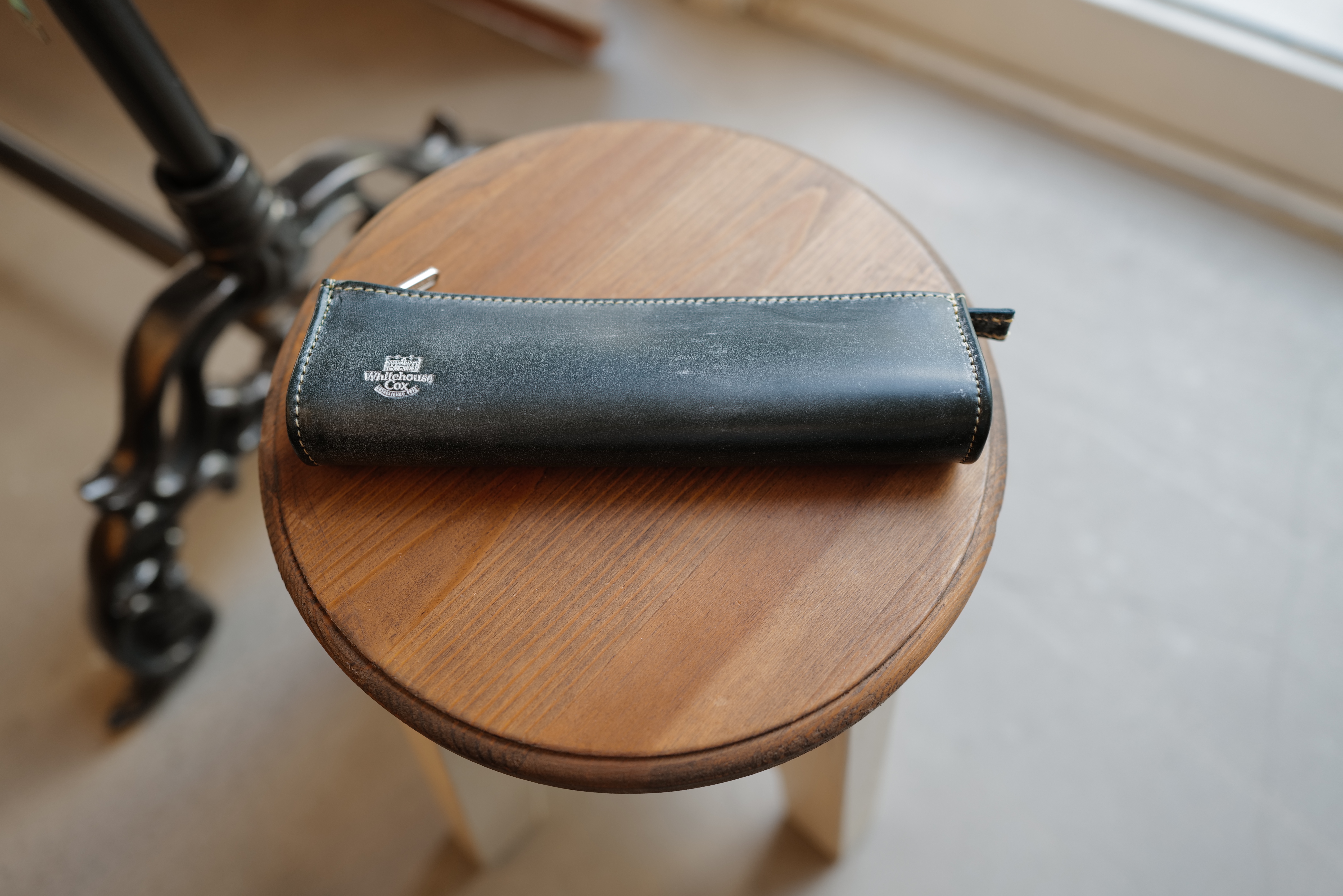 GLORYGUY & Cachette｜スマートでありながら、どこか温もりを感じ