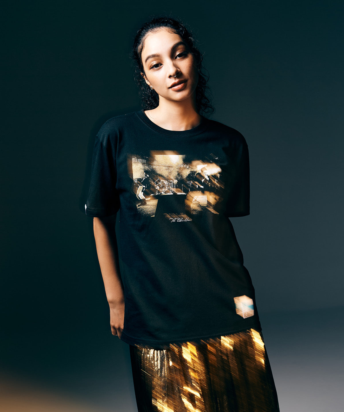 GB0325/BH03: THE BLUE HEARTS Gold Print T-Shirt / The Blue Hearts