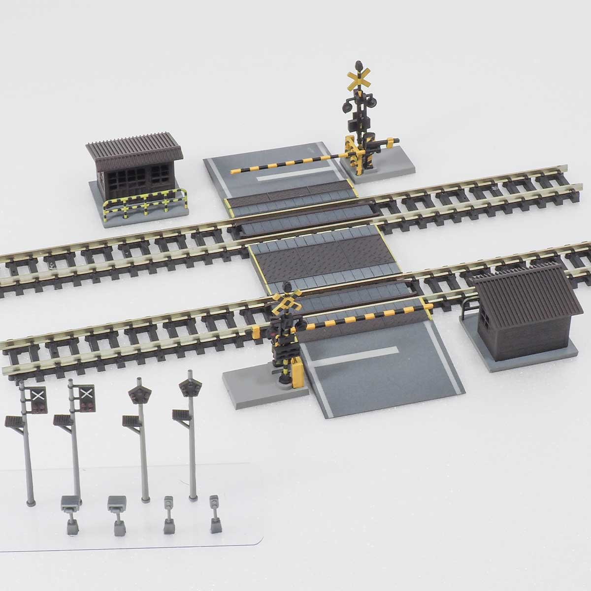 2642＞着色済み 踏切セット｜着色済みストラクチャー｜Nゲージ鉄道模型