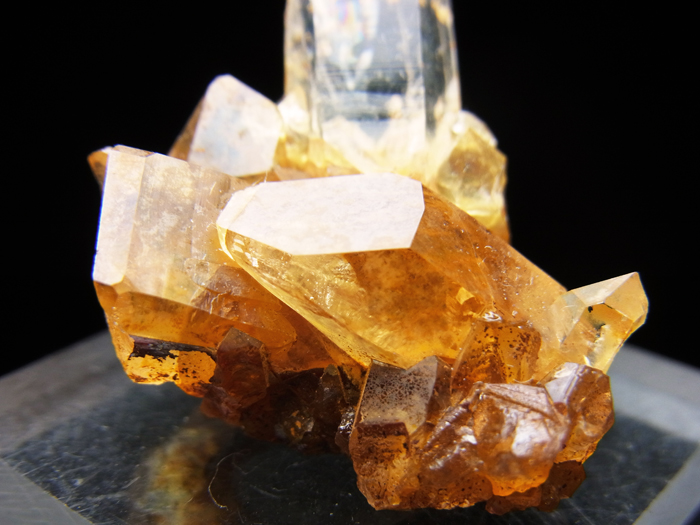 山梨県 乙女鉱山 国産天然水晶 虹入り水晶 1558g 国産鉱物 硫黄入り