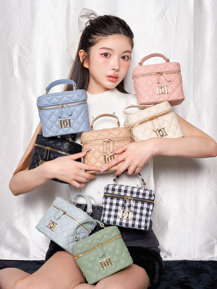 ダーリッチ キルティングスクエアミニバッグ