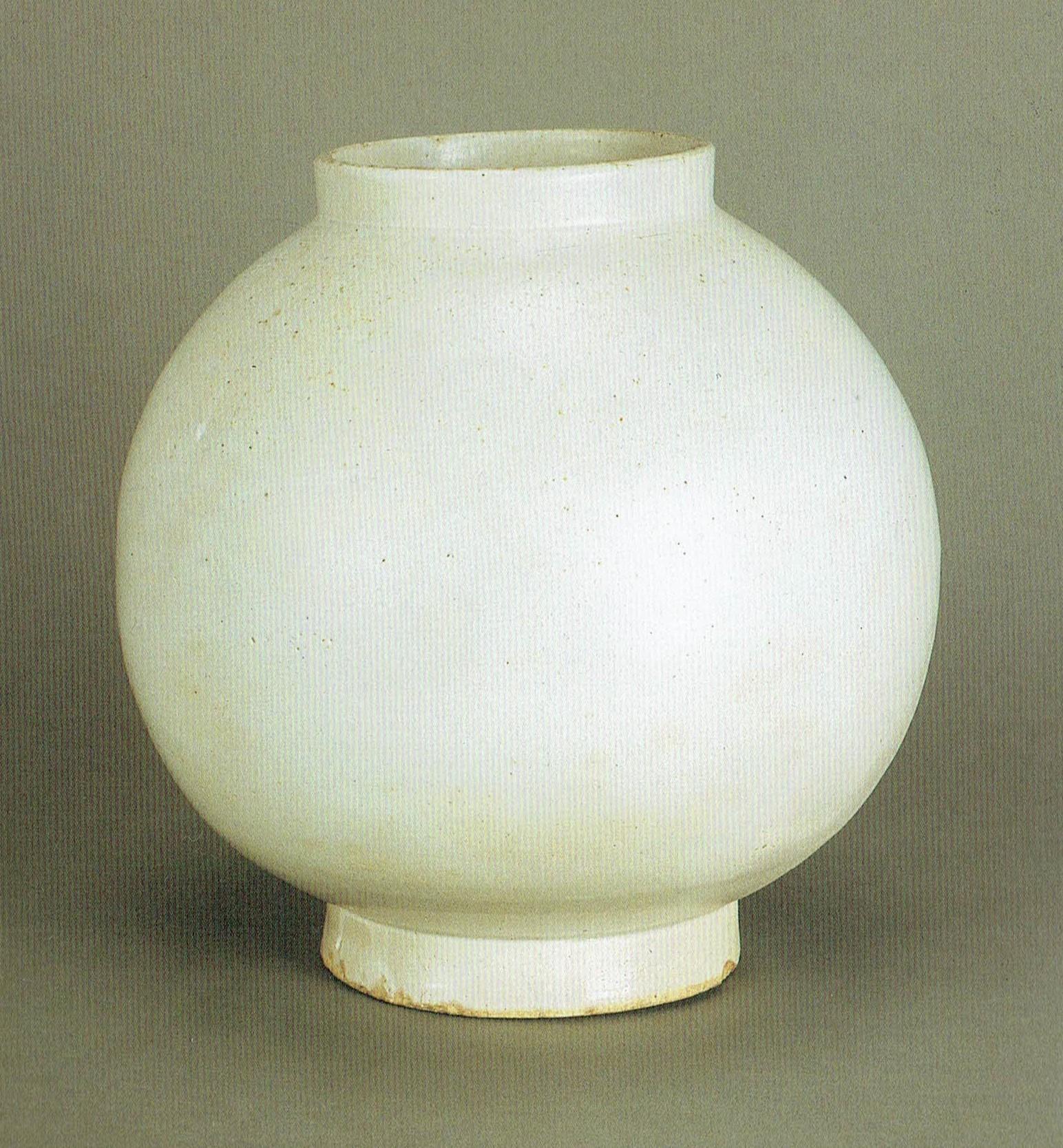 李朝白磁陽刻龍文アンティーク李朝蔵出し鑑賞陶器2客