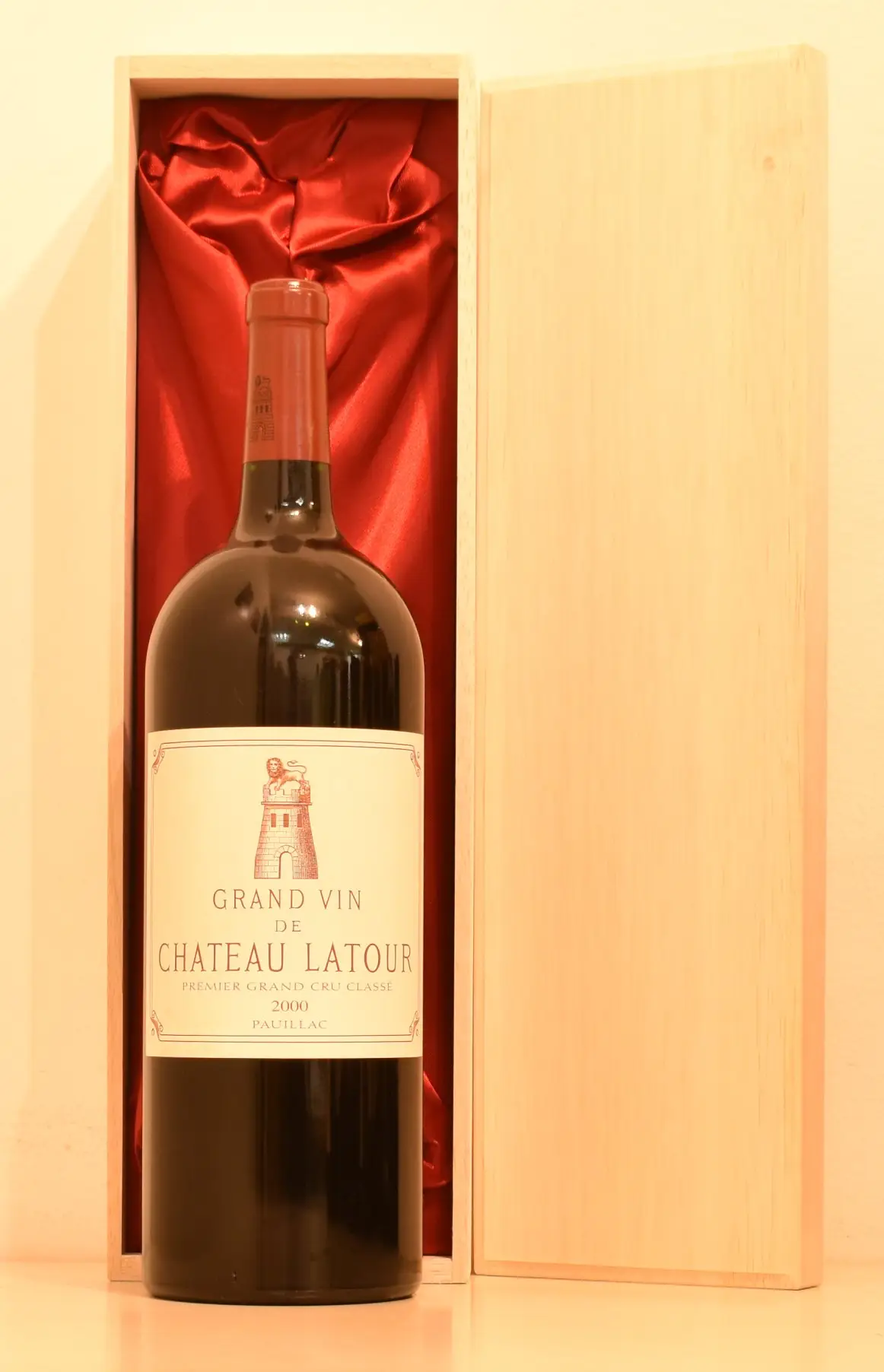 2000年 シャトー・ラトゥール（マグナムボトル） 赤ワイン｜生まれ