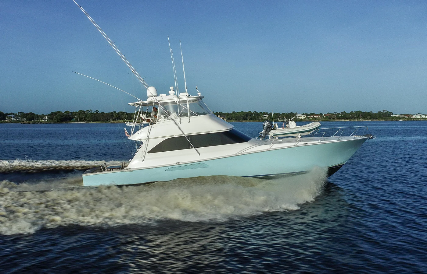 61 Viking Convertible Walkthrough [Boat Review + Video] - Denison