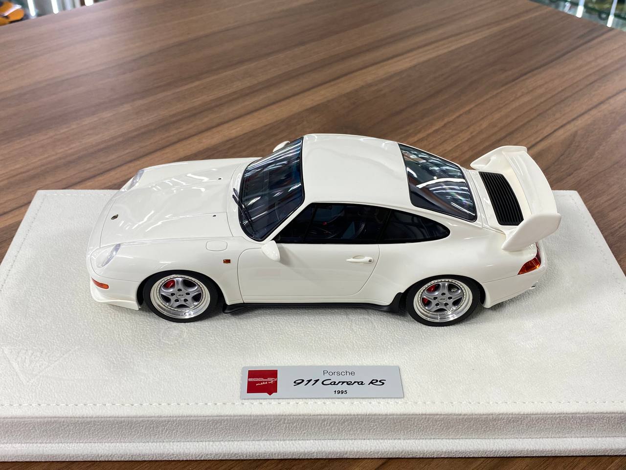 1/18 Porsche 911 (993) Carrera RS 1995 (Japan Version) White by