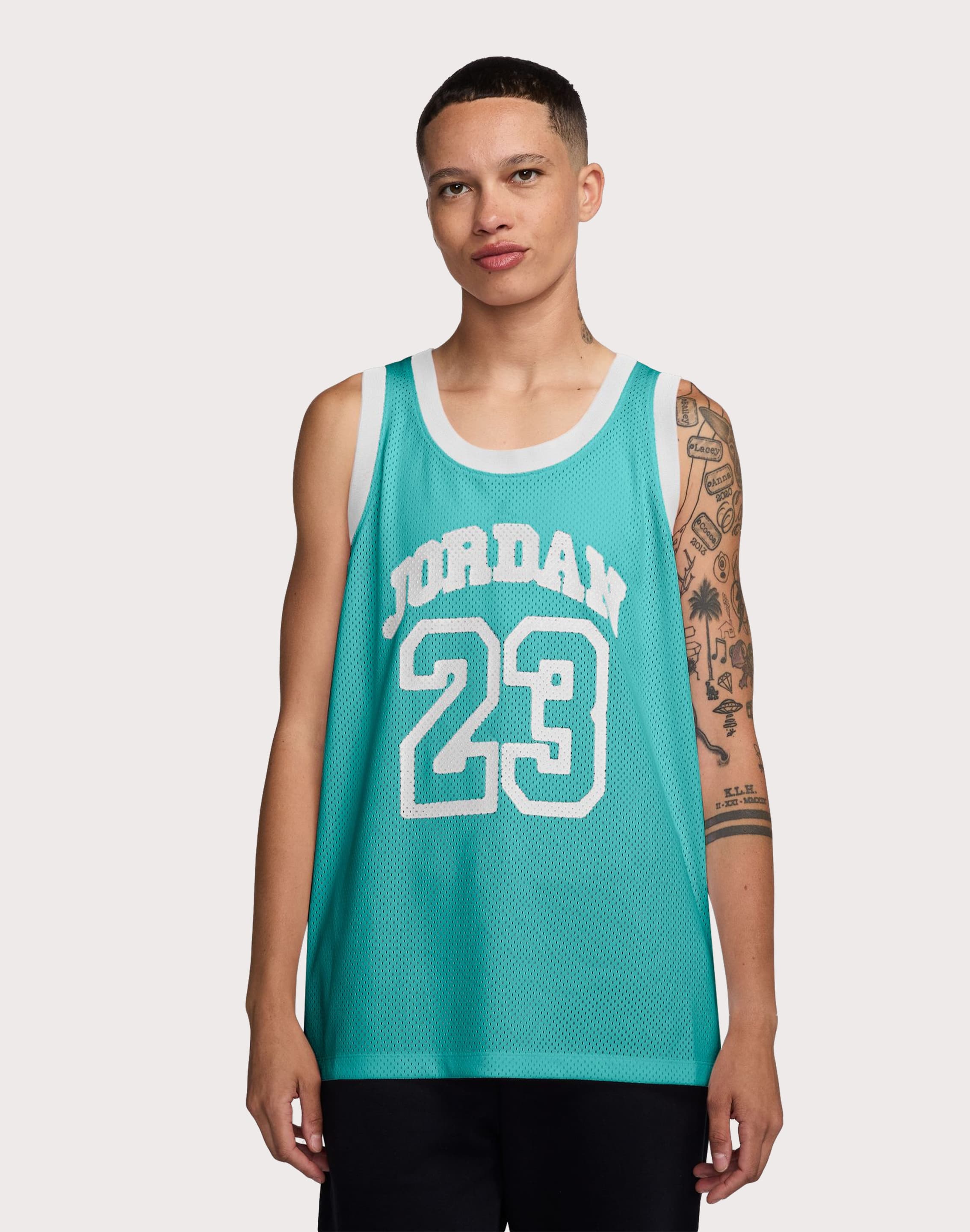 超希少】Jordan タンクトップ 23 Tiffany Blue 超希少】Jordan タンク