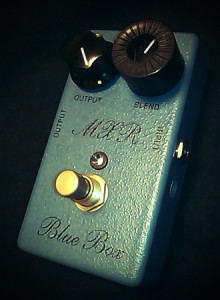 blue-box-220x3001.jpg