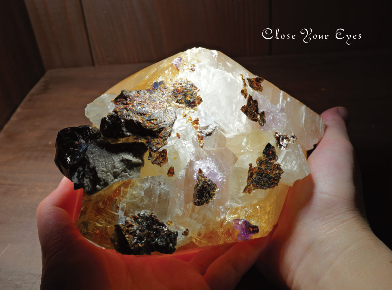 超希少品・約1.4kg・ステラビームカルサイト・世界に一つの原石・希少