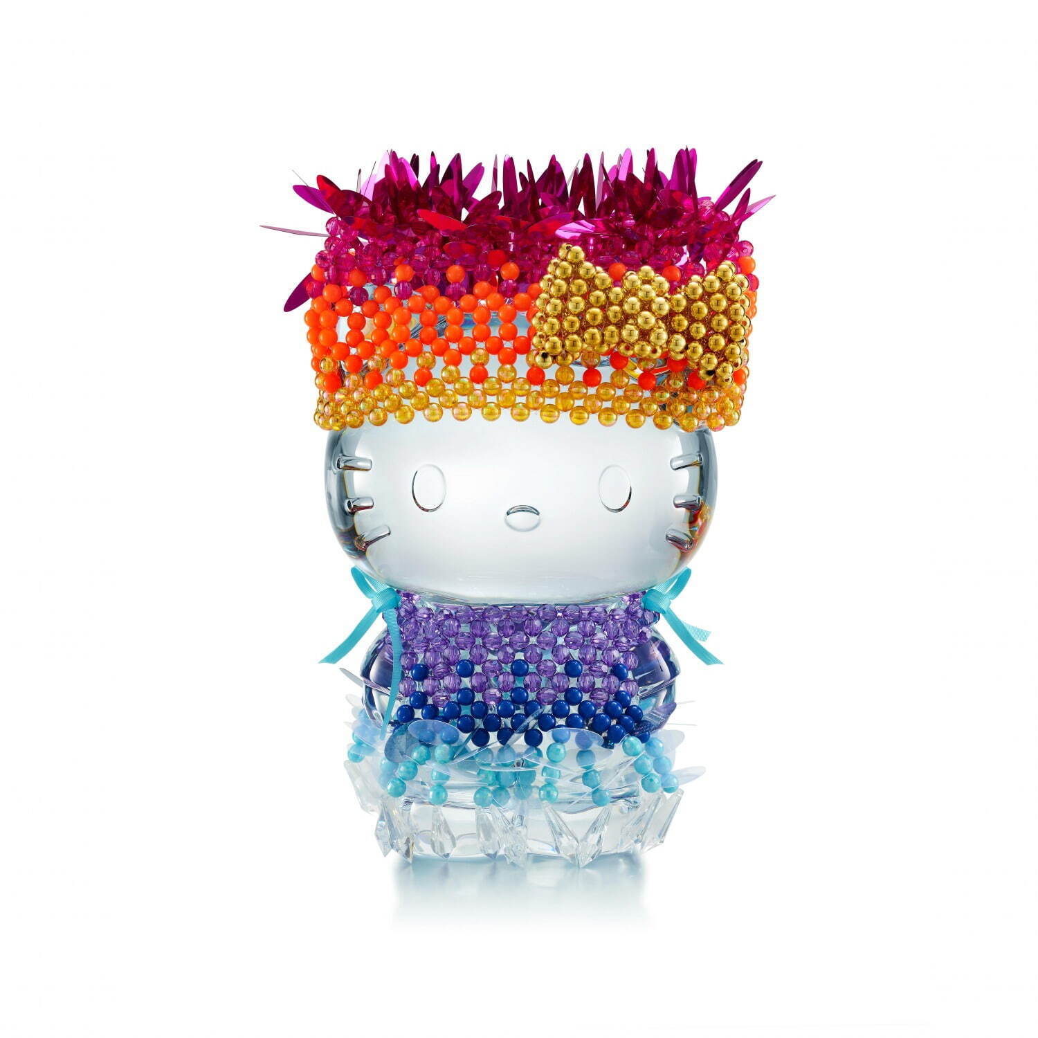 バカラ×ハローキティのクリスタルオーナメント、大地や水を表現した