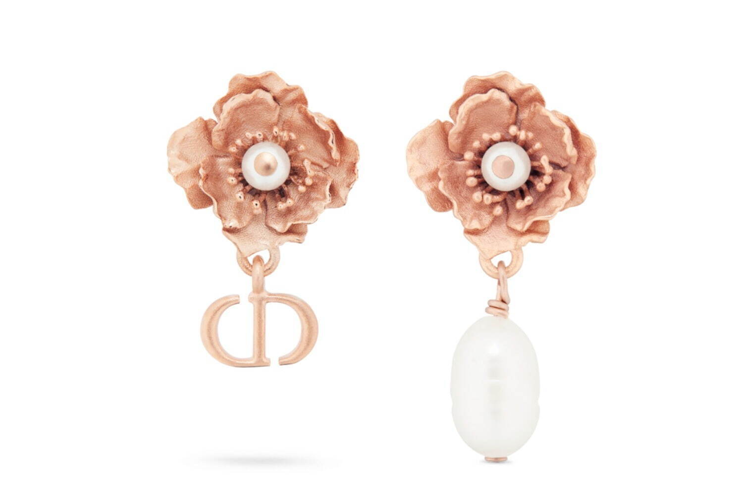 Dior ピンクパール ピアス(両耳用) Dior ピンクパール ピアス(両耳用