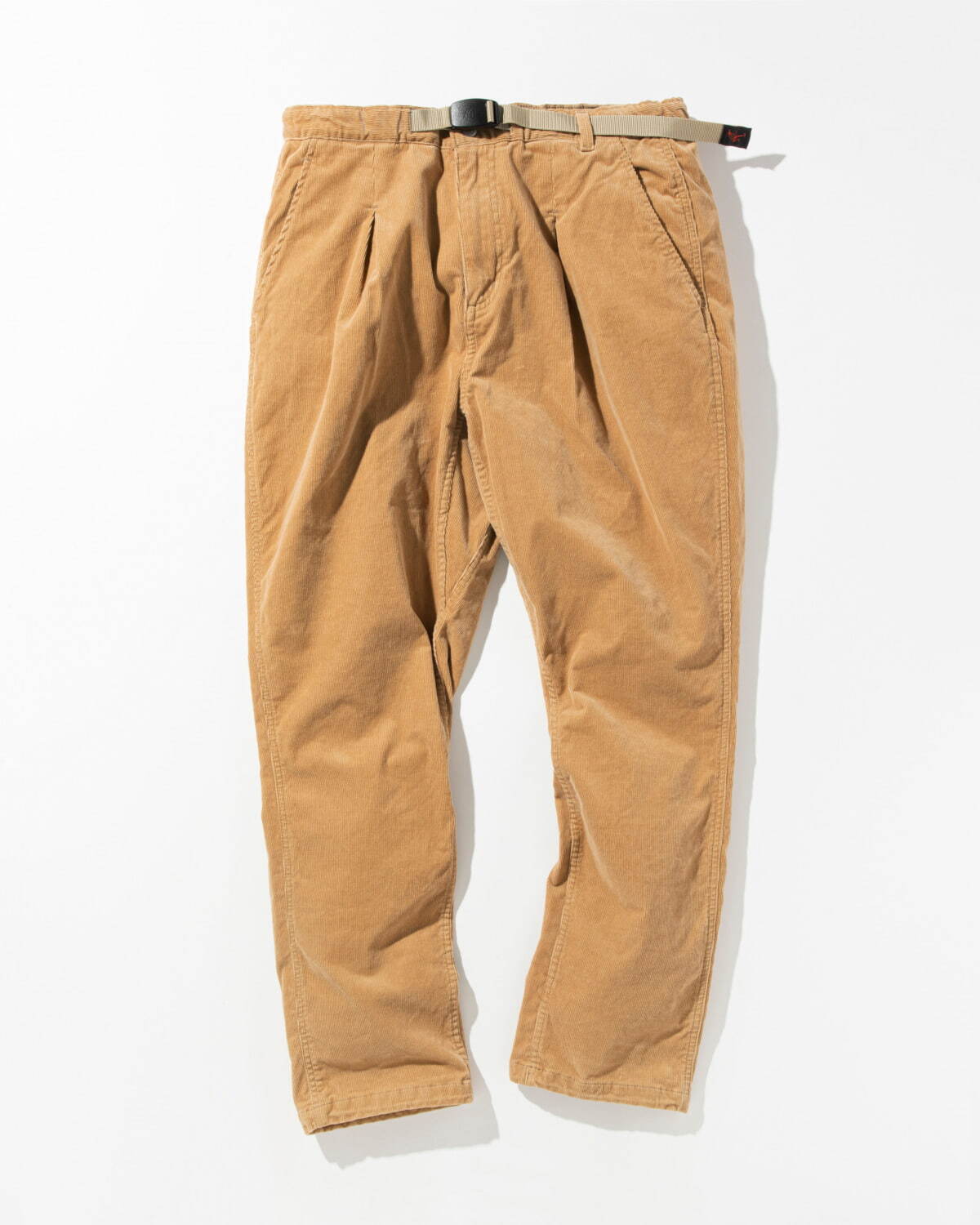 ノンネイティブ×グラミチのイージーパンツ、ストレッチ性のある