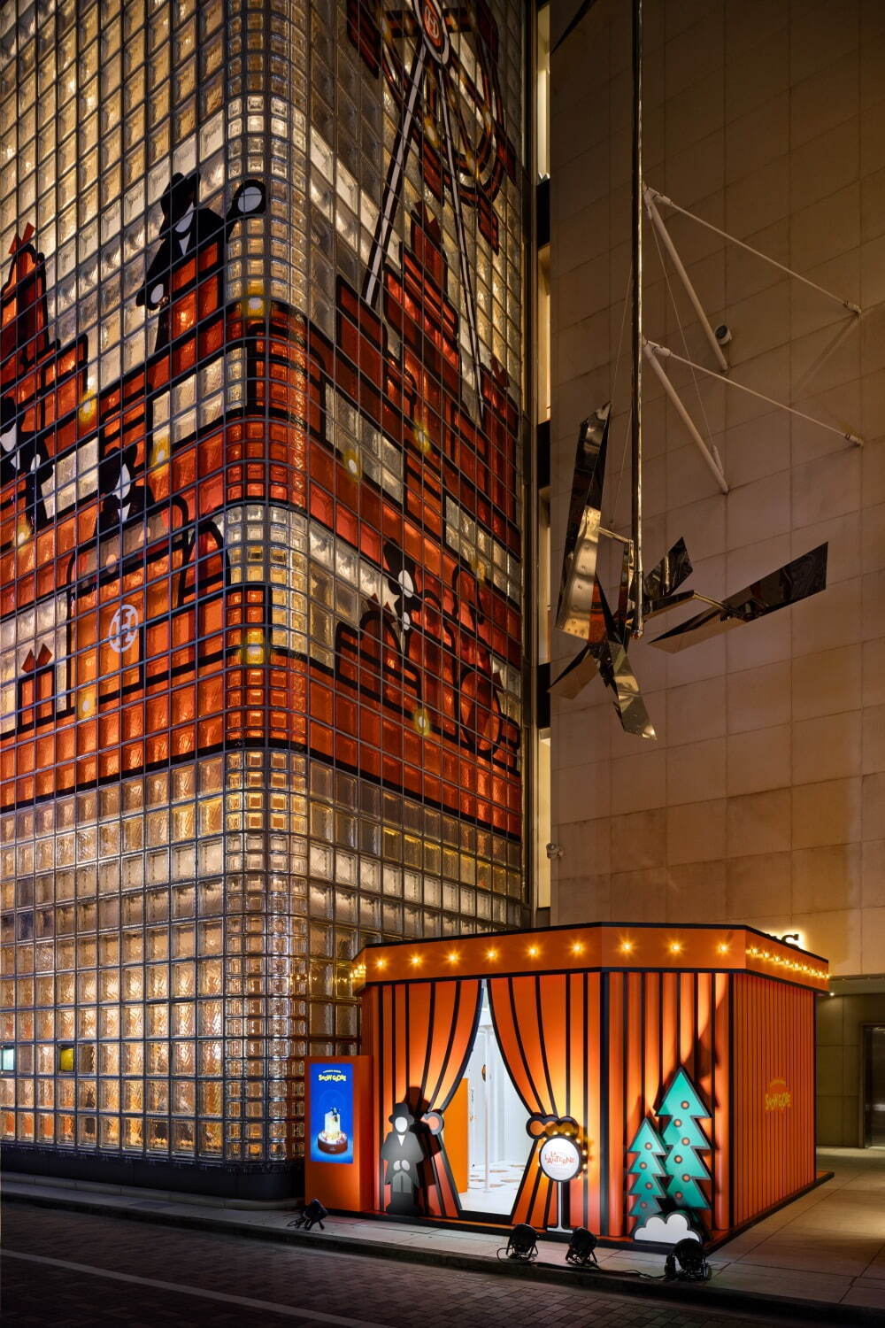 エルメスの年間イベント「ランタンエルメス」12月は“オレンジボックス