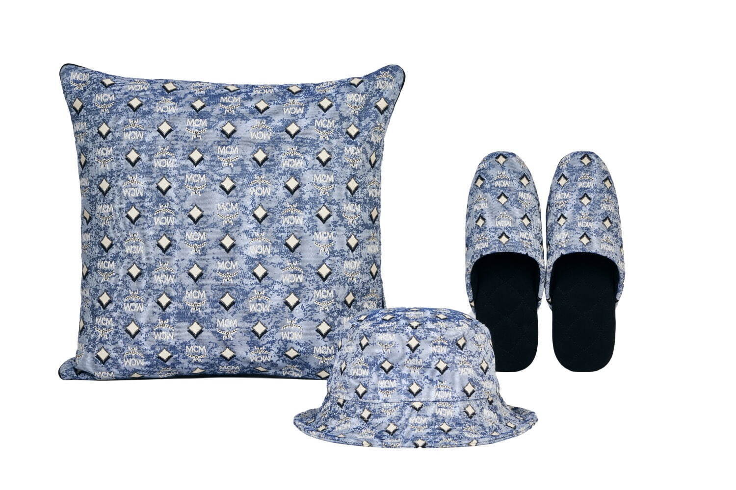 MCM「ヴィンテージ モノグラム ジャカード」ヴィセトス モノグラムを配