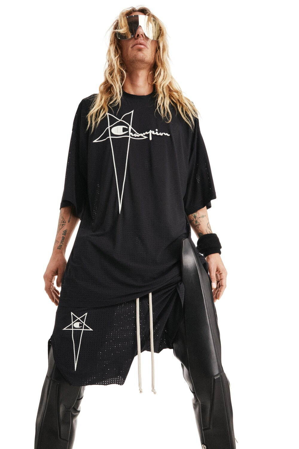 リック・オウエンス×チャンピオン第3弾、モノクロのパーカやショーツ