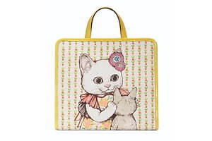 グッチ×ヒグチユウコ、シュールな猫やウサギが彩るキッズ＆ベビー