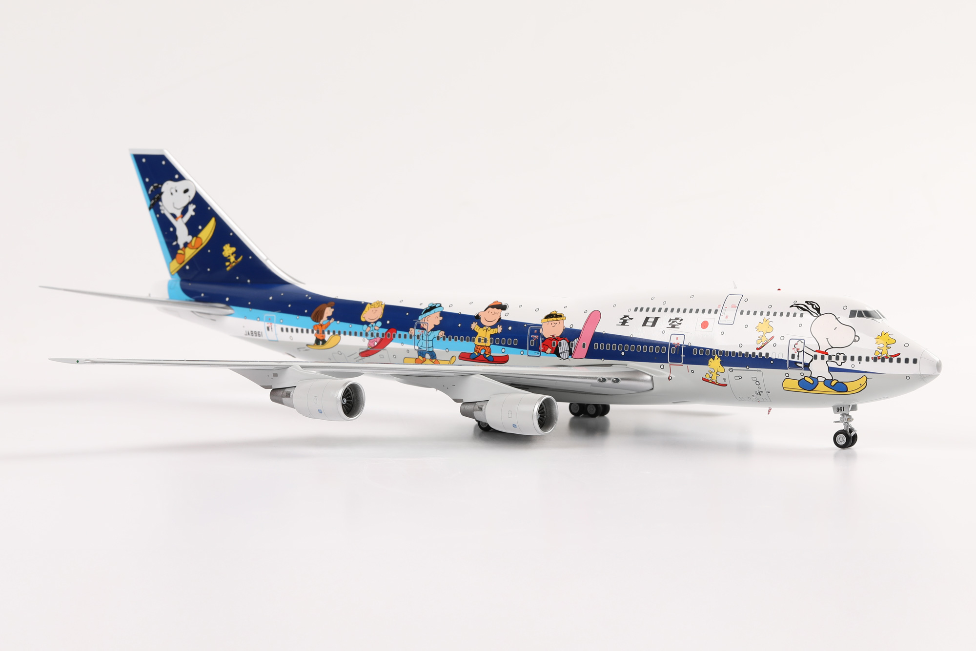 全日空 スヌーピージェット 飛行機模型 ANA ボーイング747 1/200