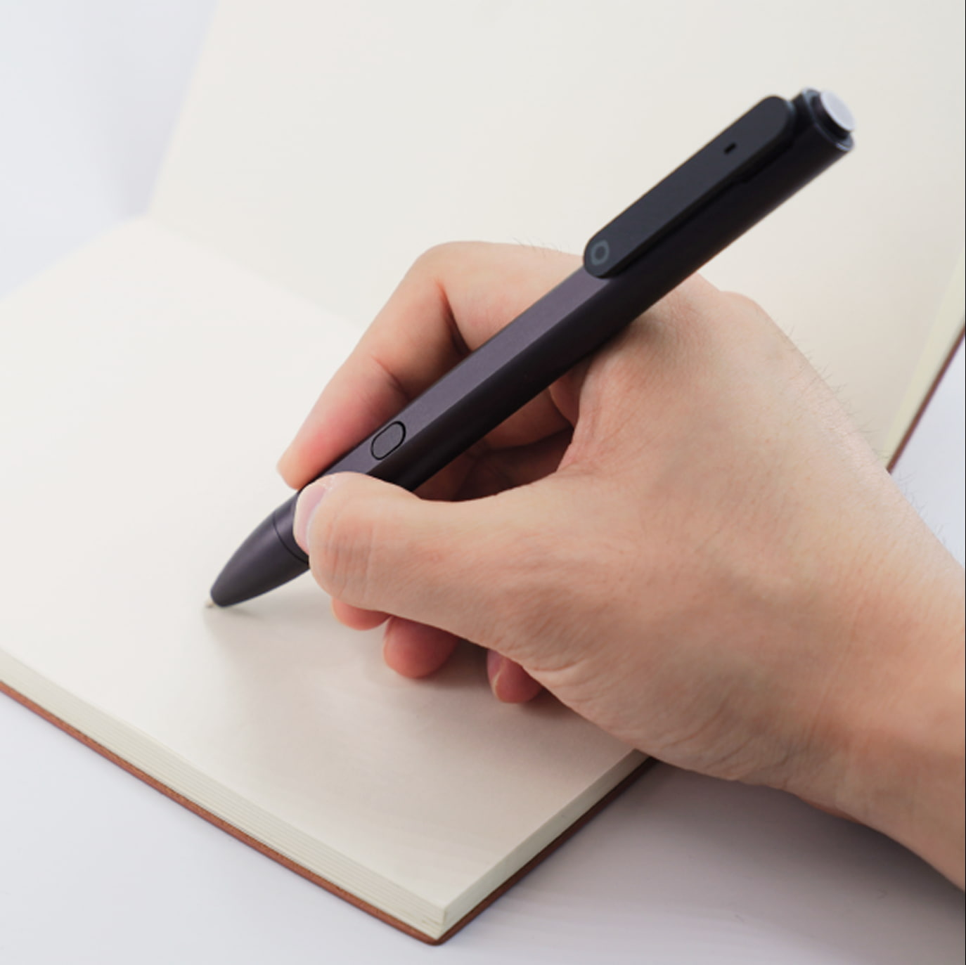 Flowtica Scribe - The Intelligent Note-Taking Pen