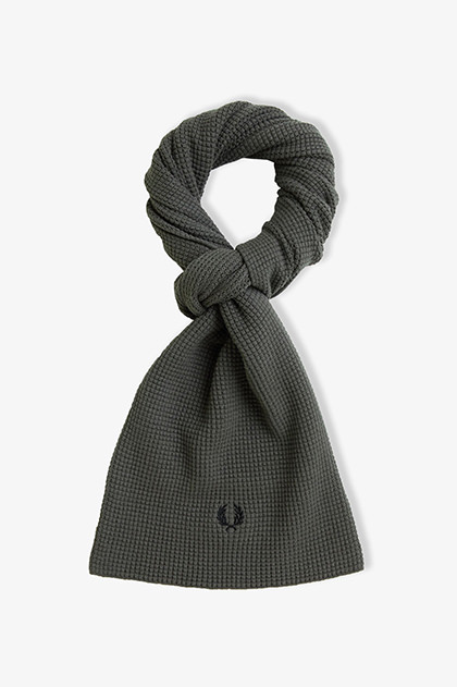 Waffle Knit Scarf(1SZ 102：BLACK): | FRED PERRY JAPAN | フレッド