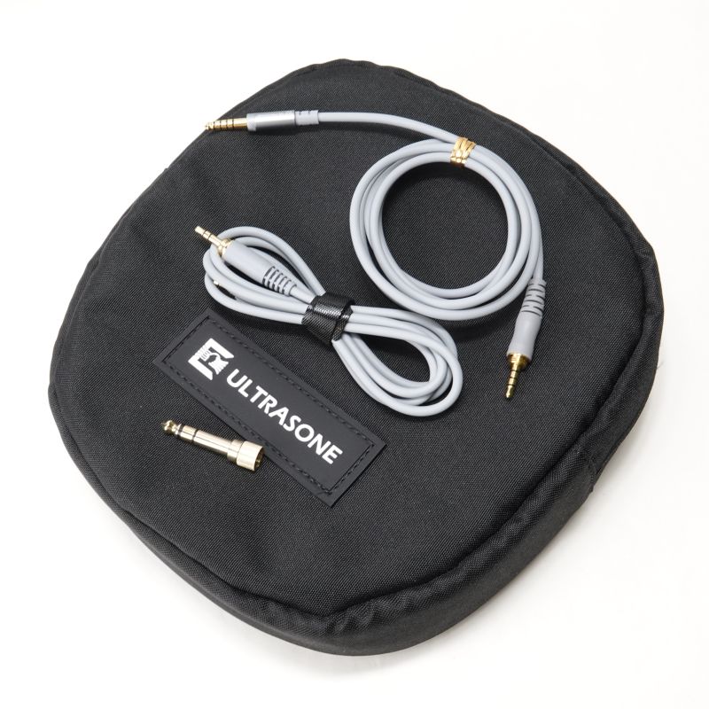 ULTRASONE Signature PURE WHITE [ULT-SIG-PURE-WHT] 中古