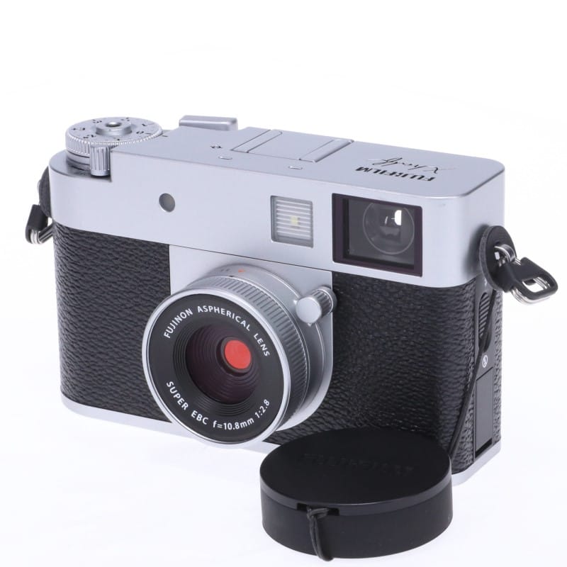 FUJIFILM Xhalf シルバー 極美品 極美品 FUJIFILM X-half シルバー