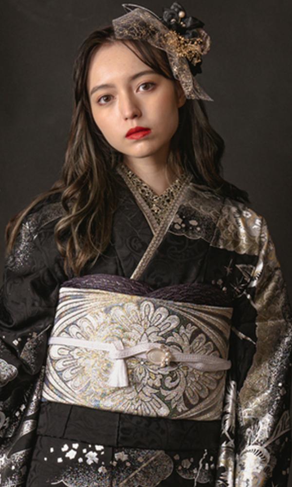 黒地に銀彩の龍の舞｜クール&ビューティ｜【菊京屋】振袖レンタル 神戸