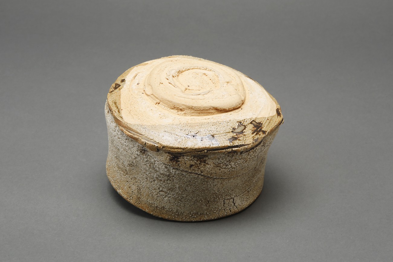 佳香】河本五郎 灰釉茶碗 共箱 仕覆 柱 茶道具 本物保証 Yahoo!