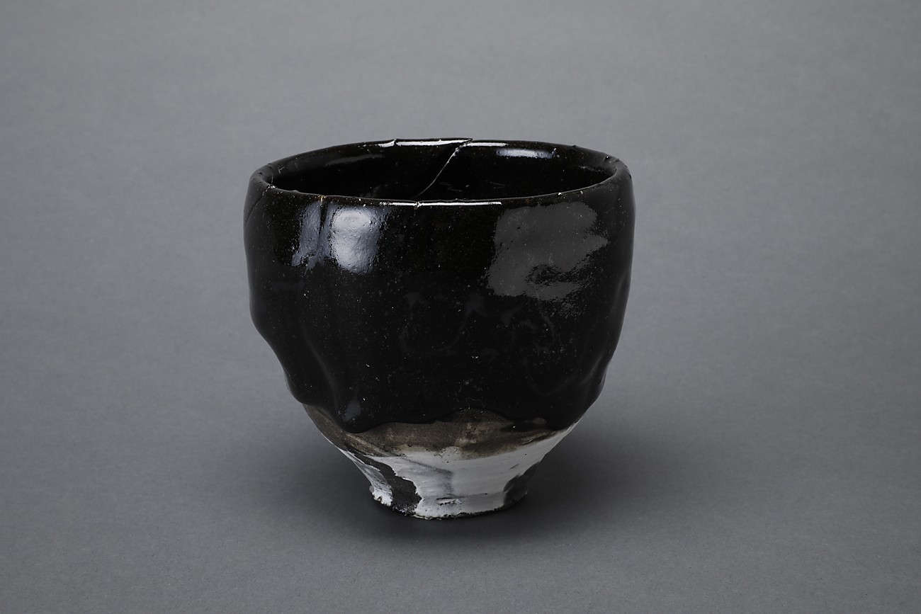 鯉江良二 引出し黒茶碗 【公式通販】