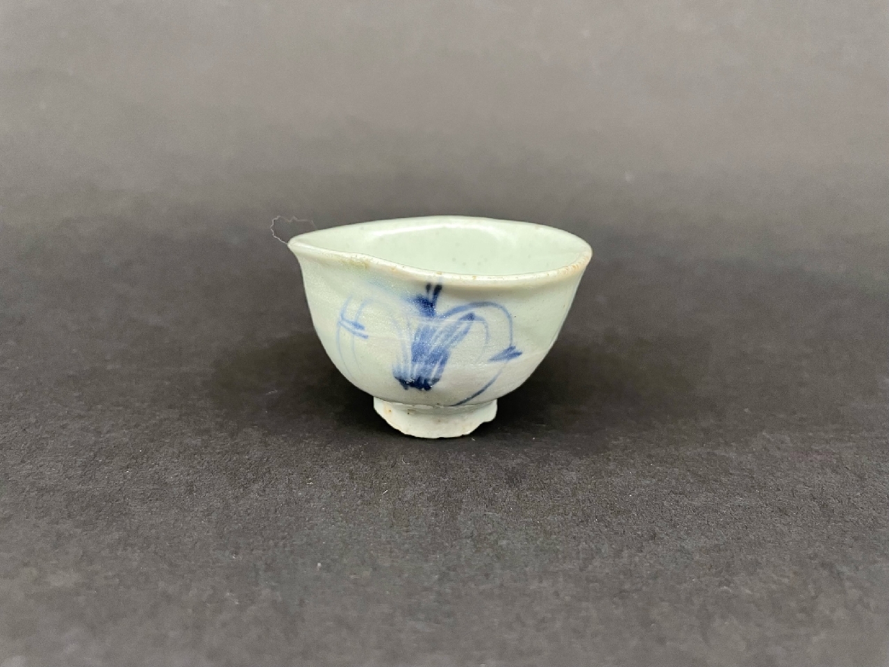 ギャラリー安原 / ご売約 13）初期伊万里 蘭文盃