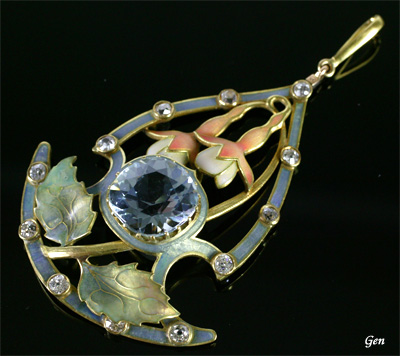 アールヌーヴォーのジュエリー アーツ＆クラフツ アンティークジュエリー