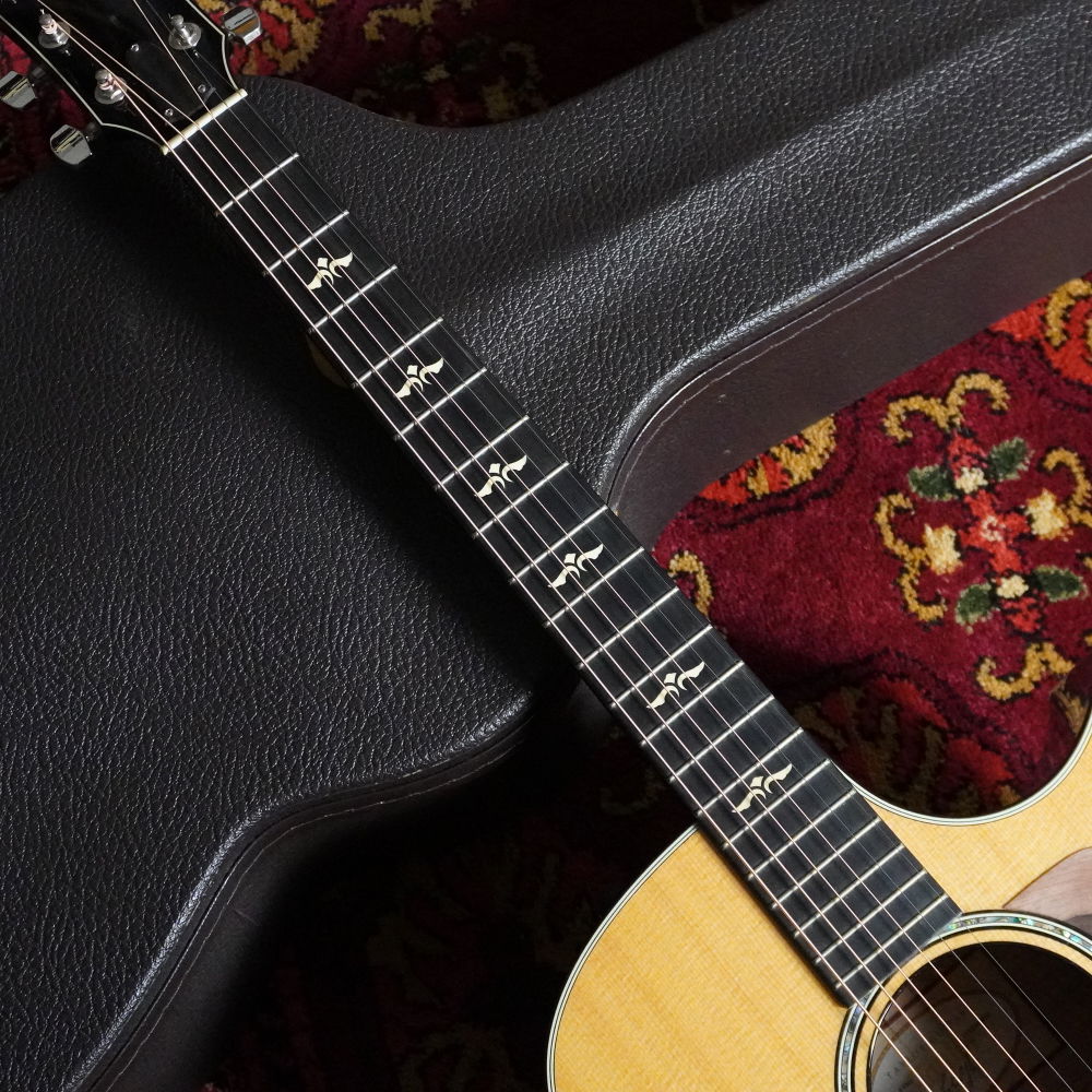 極上杢目 Taylor 618ce 貴重フローレンタインジャンボ 2016年製 極上杢