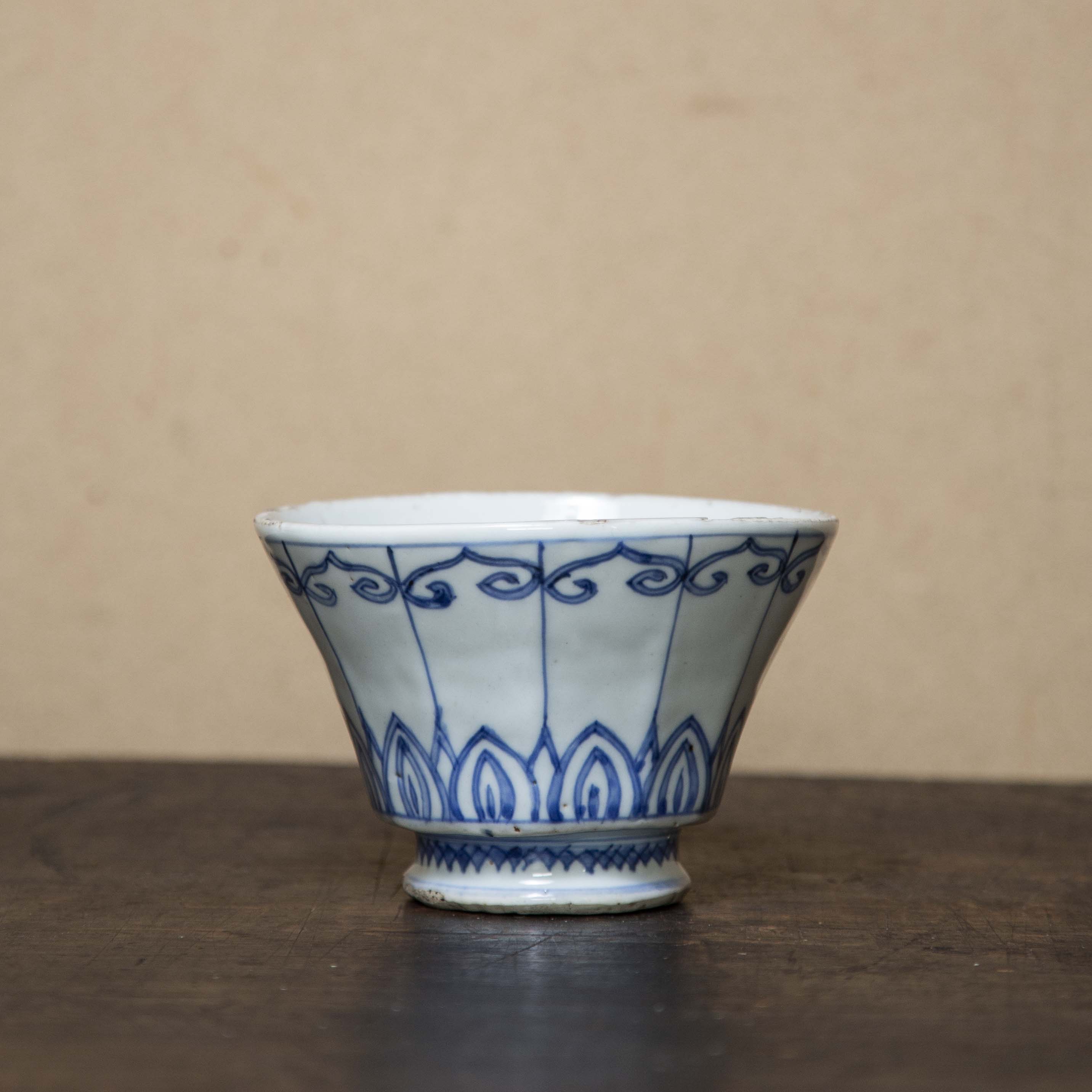 中国古玩 古染付上蓋 三段取手付重 漆器 菓子器・喰籠 古美術 骨董