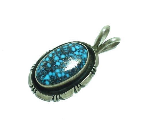 ターコイズ ペンダント インディアンジュエリー ナバホ族、J.S.作
