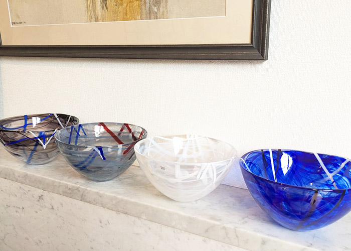 新品コスタボダのボウル（白、青） 新品コスタボダのボウル（白、青