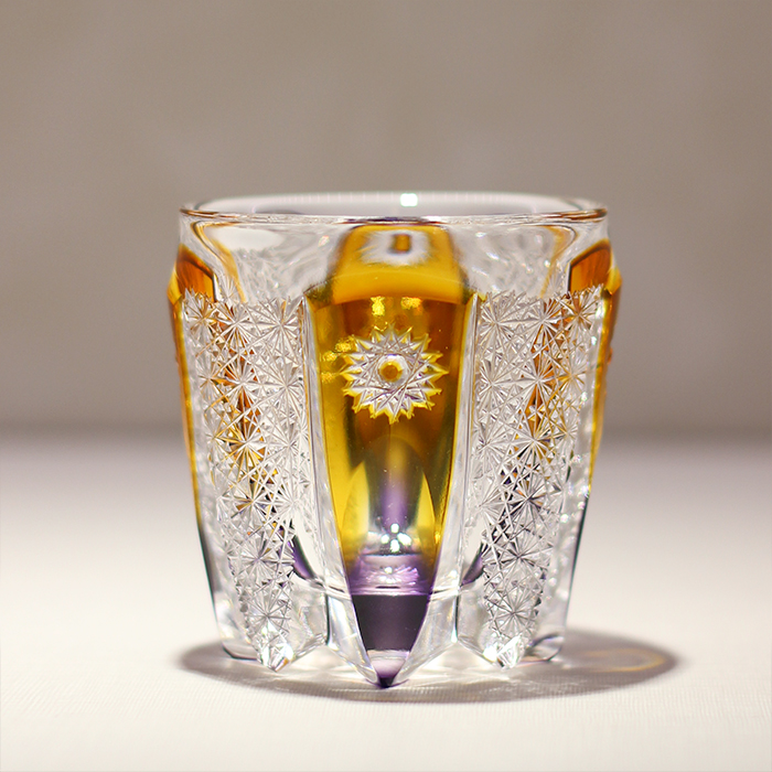 d*7様 江戸切子 伝統工芸士 但野英芳作 「兜」 飾り皿 d*7様 江戸切子