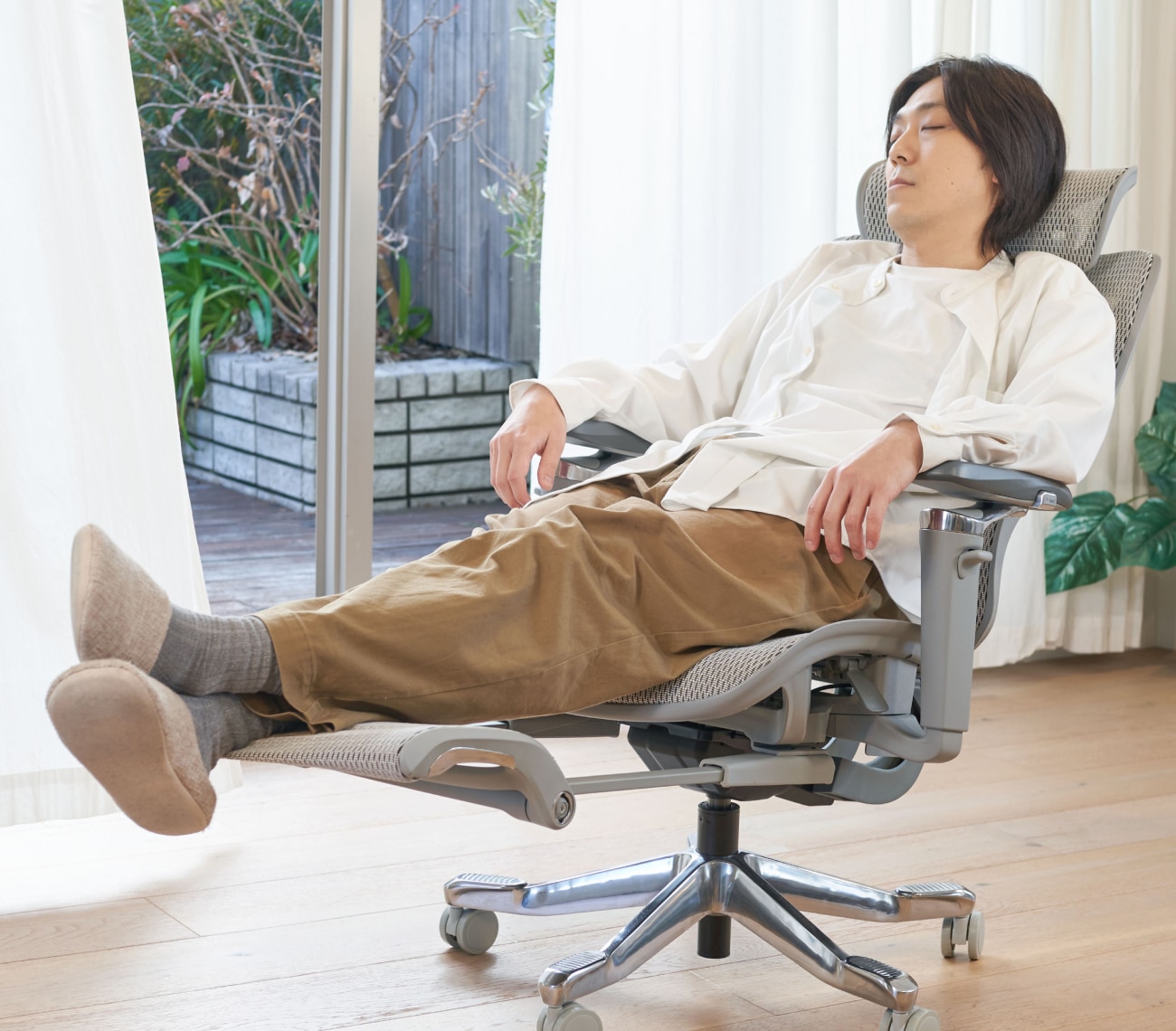 AEGIS Chair PREMIUM | かねたや家具店