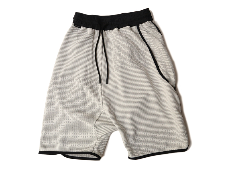 BYBORRE バイボレパンツ 白