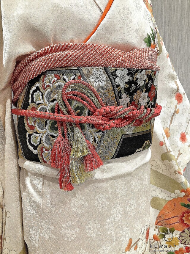 正絹振袖レンタル】 80003 パールホワイト花蝶地紋正絹振袖袋帯