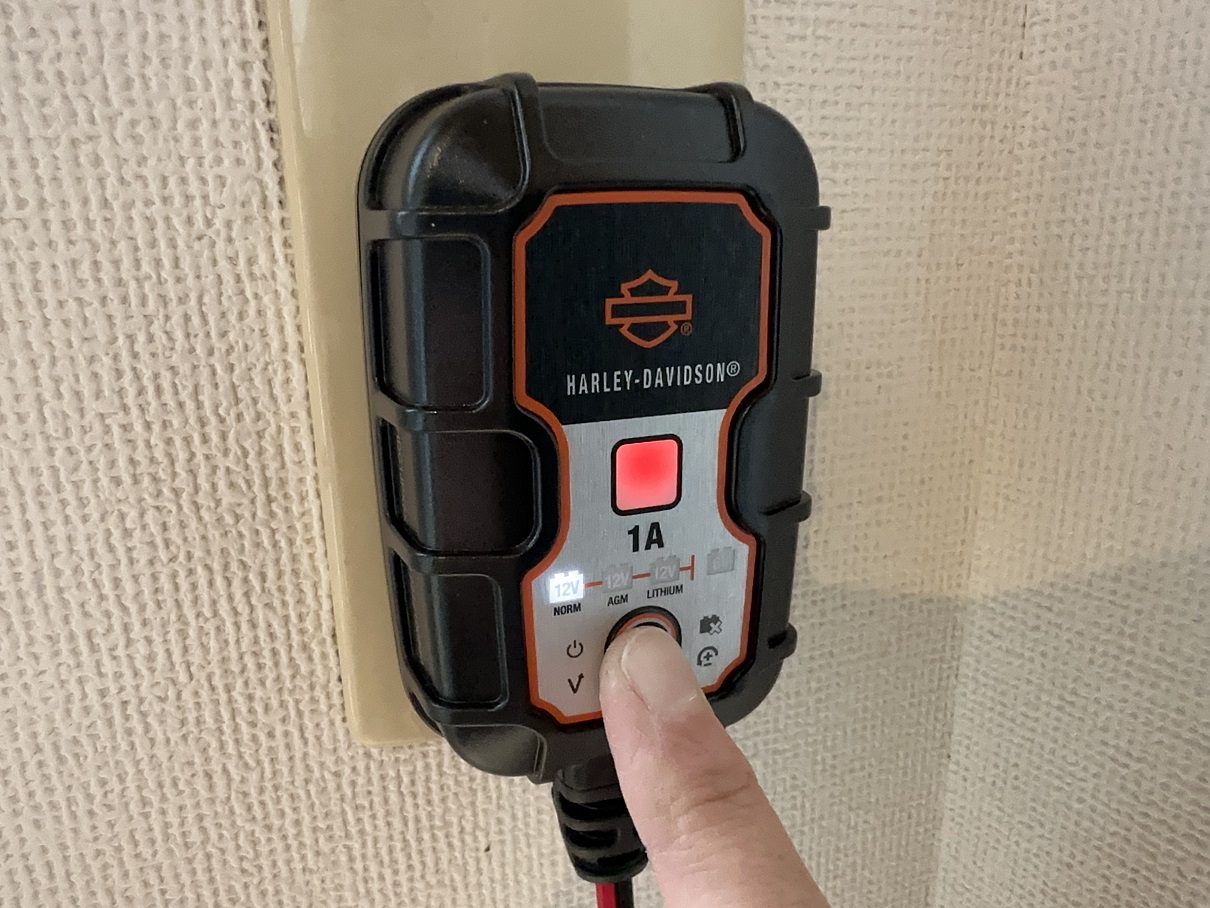 ハーレーダビッドソン純正バッテリーチャージャー 【公式通販】