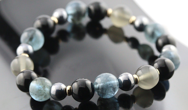 薬石特集】[☆]完全限定品ブレス【恵風Ver.4】（ブラックアクアマリン