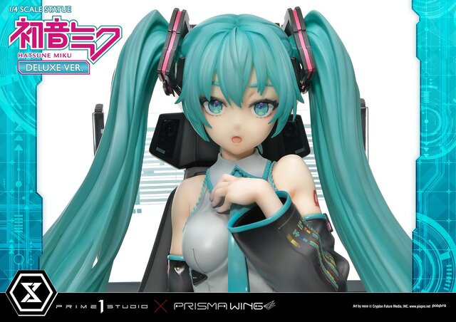 お値段、約16万円！「初音ミク」スタチューのリアルな表情にキュン