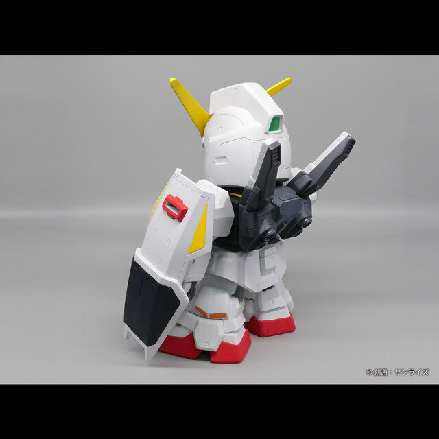 全高約23cmの圧倒的存在感！「Zガンダム」より、SDタイプの「RX-178