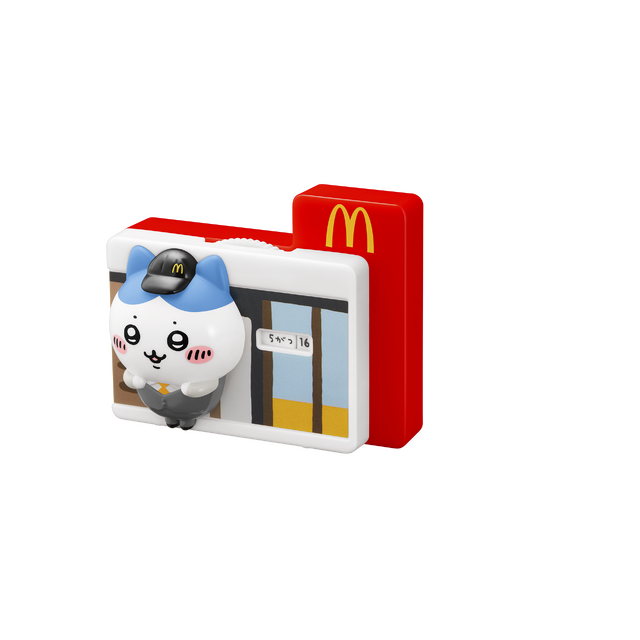 マクドナルドにて、映画「マイクラ」と「ちいかわ」のハッピーセットが