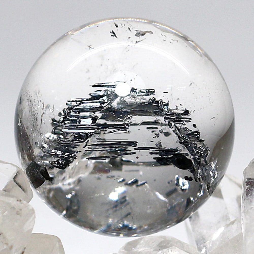 猫目石の置物大玉 【公式通販】