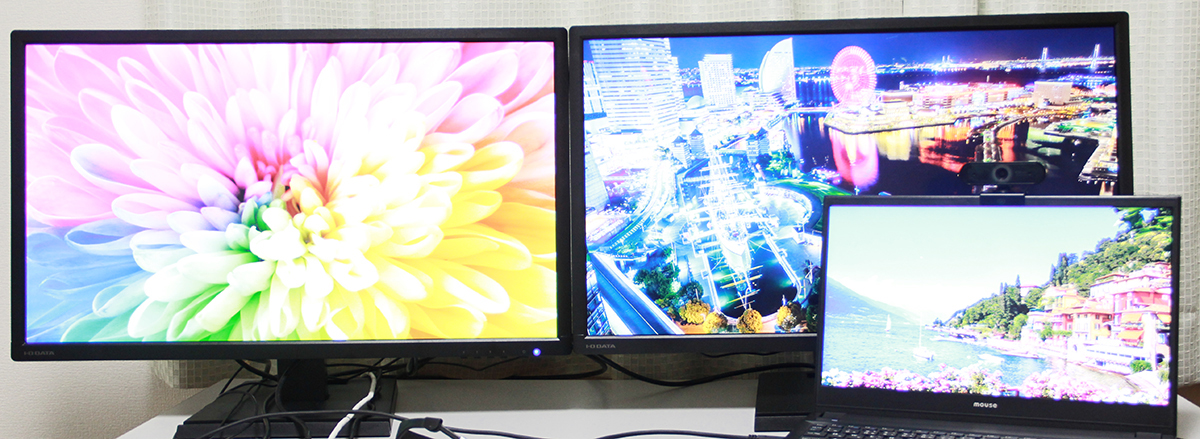 4Kモニターを2台つないでトリプル化できるドッキングステーション