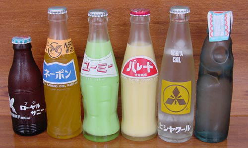 昭和ハウスのソースもん研究所（懐かしの瓶ジュース）